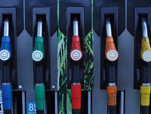 Baisser la facture d’essence à la pompe